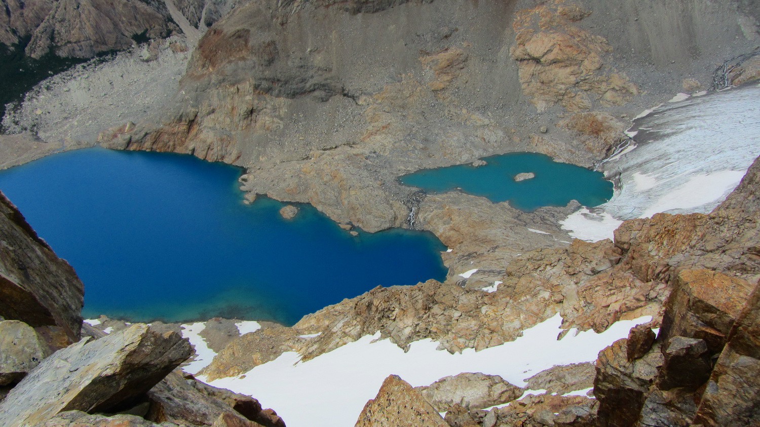 Blue Laguna de los Tres and a green laguna without name with Glaciar de los Tres